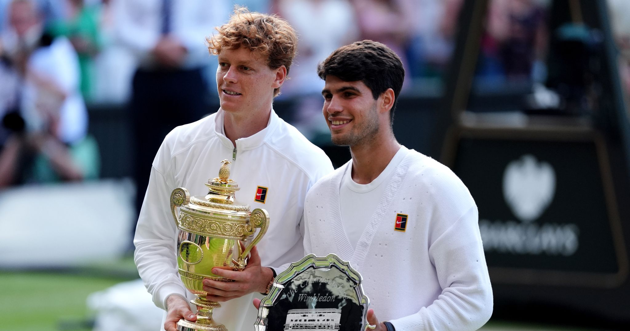 包含ATP总决赛力克拉沃尔杯，鲁德惊艳四座的词条