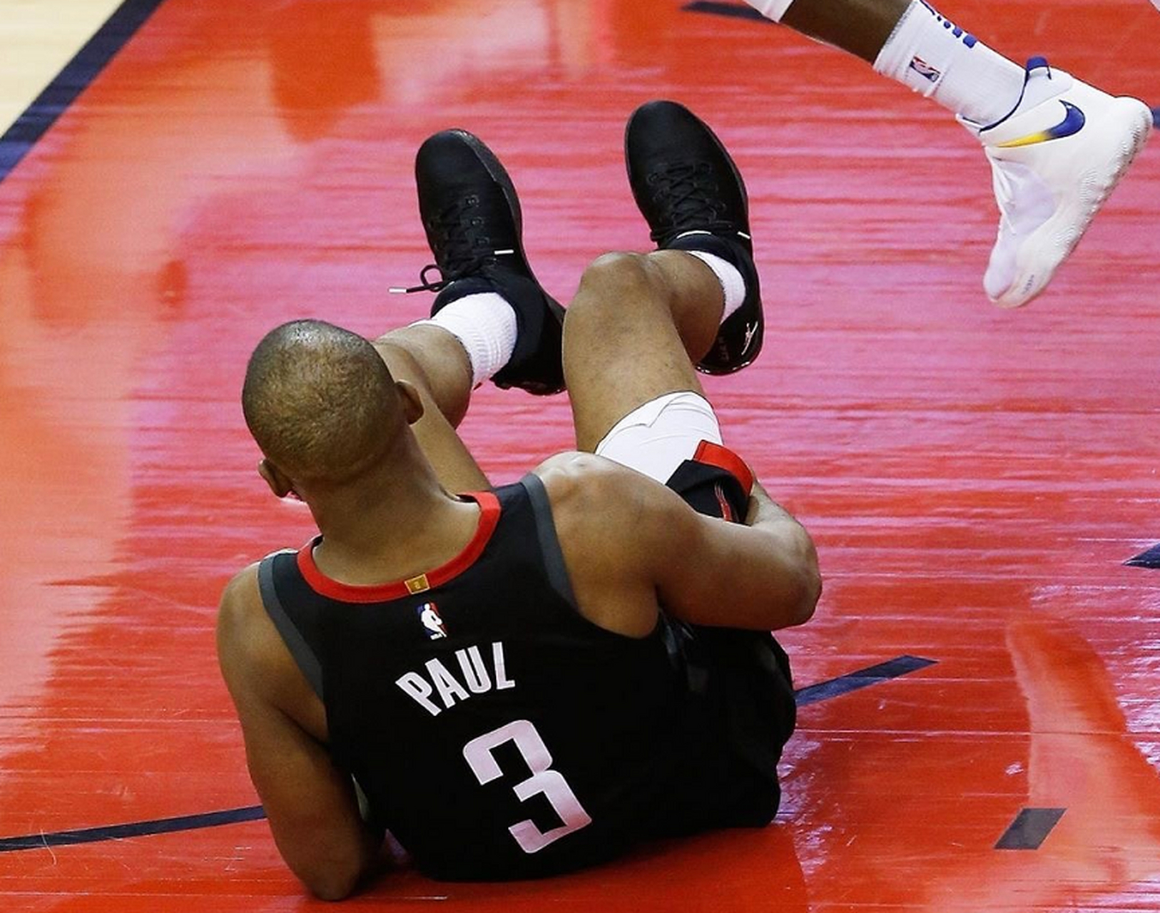 南韩男篮碾压灰熊，保罗绝境逆转