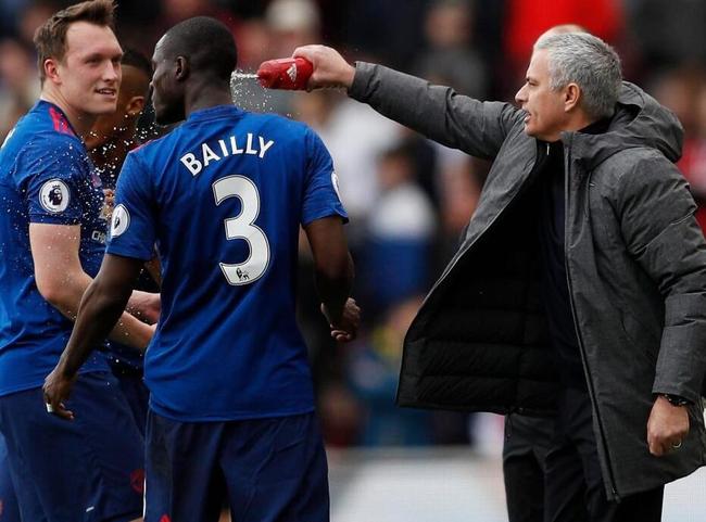 英格兰险胜巴西，博格巴打破历史纪录