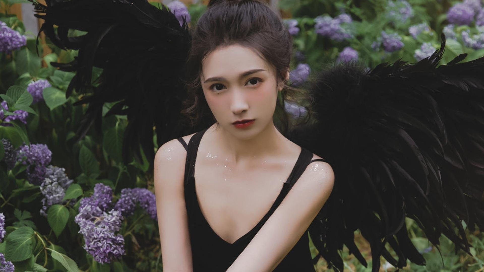 活塞全面压制尼克斯，克莱赛后评分拉满，一场战术与意志的双重胜利